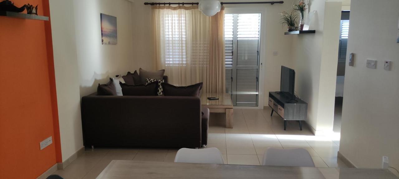 Kissos Apartment Paphos Exterior photo