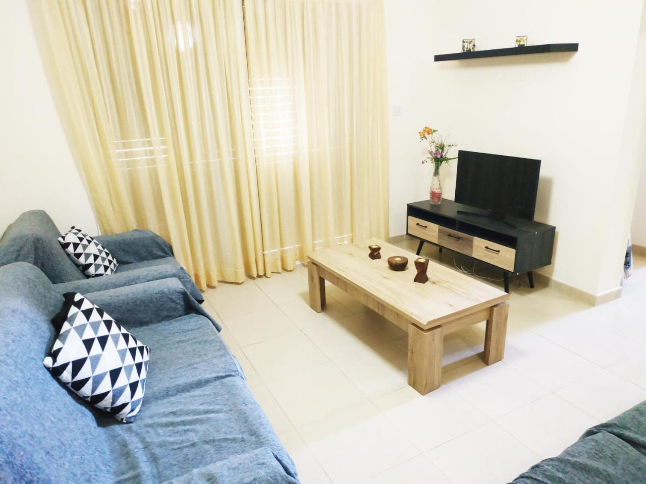 Kissos Apartment Paphos Exterior photo