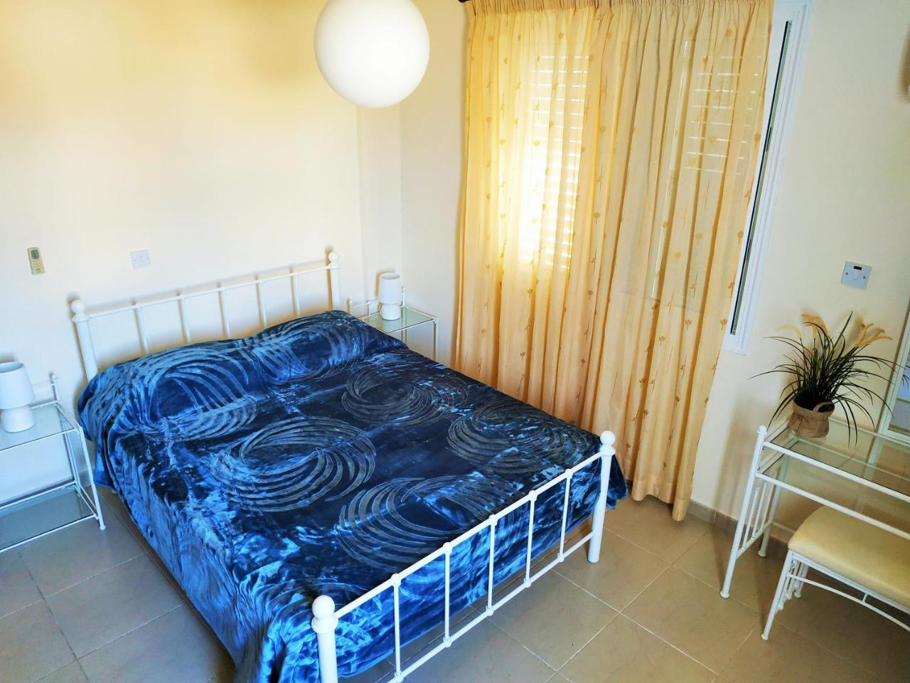 Kissos Apartment Paphos Exterior photo